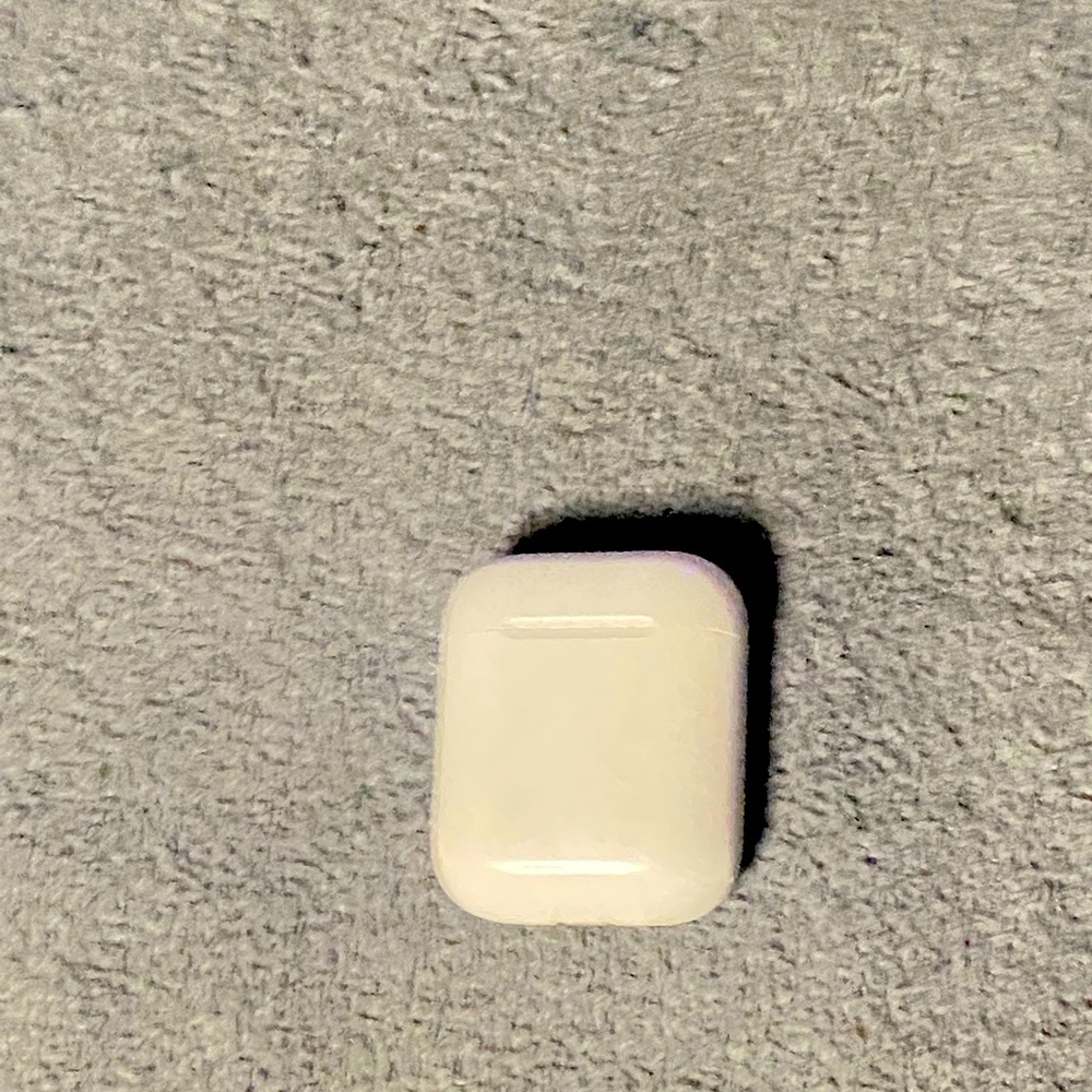 airpod charging case 2nd generation
